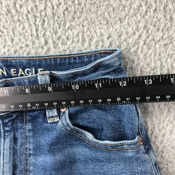 AMERICAN EAGLE Womens Size 00 SHORT Mom Jean Medium Wash Stretch High Rise Jeans - Picture 11 of 16